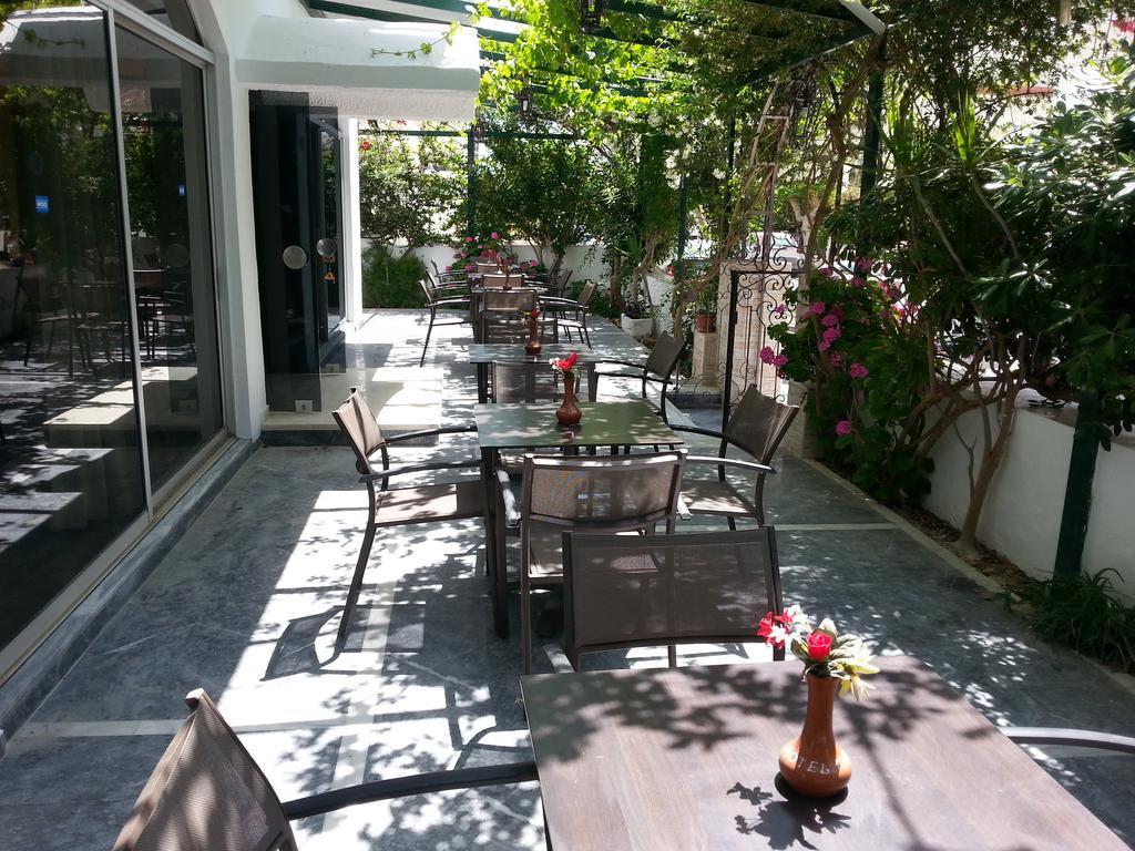 Karis Hotel Cos Exterior foto